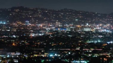 Los Angeles Günbatımı Bulvarı ve Batı Hollywood Gecesi Süreleri Sağa