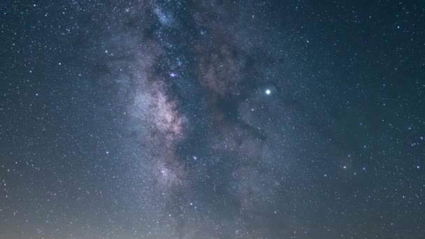 Güzel Samanyolu Galaksisi Nin Manzaralı Gece Görüntüleri Zaman Aşımı — Stok video