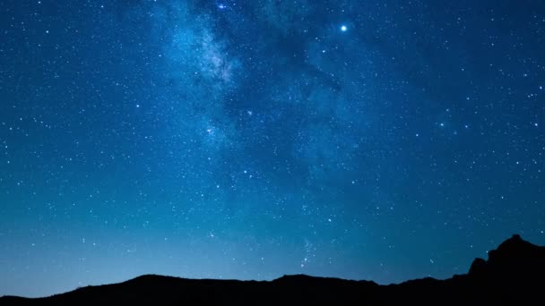 Мальовничі Нічні Кадри Красивої Галактики Чумацький Шлях Проміжок Часу — стокове відео