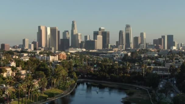 Echo Park Lake Los Angeles Downtown Sunset Skyline Aerial Shot — стокове відео