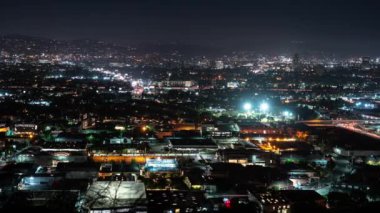 Los Angeles ve Hollywood Baldwin Hills 'ten Gece Süreleri Dönüşü