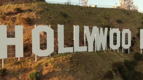 Hollywood Skylt Vid Solnedgången Flygbilder — Stockvideo