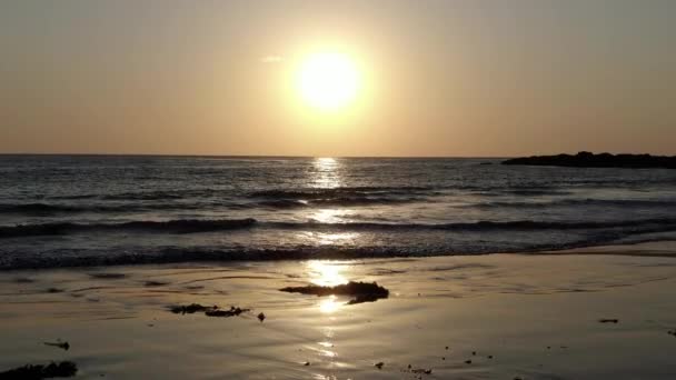 California Coastline Palos Verdes White Point Beach Sunset Aerial Shot — Stock video