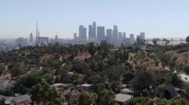 Los Angeles Şehir Merkezi Radyo Hill Garden Hava Çekimi Devam Ediyor