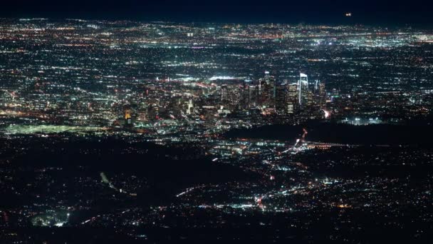 夜のウィルソン山からのロサンゼルスの空撮 — ストック動画
