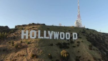 Günbatımındaki Hollywood Tabelası Hava Görüntüleri