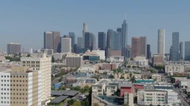 Los Angeles Şehir Merkezi Westlake Havadan Gelen Skyline Ters Çekim Açılışı