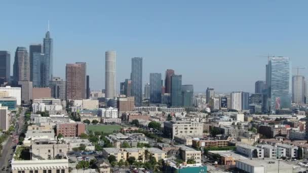 Авіакомпанія Hyperlapse Aerial Shot Los Angeles Downtown South Park Time — стокове відео