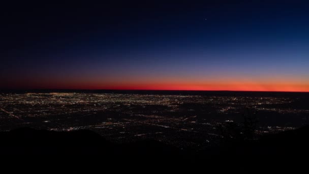 夜のウィルソン山からのロサンゼルスの空撮 — ストック動画