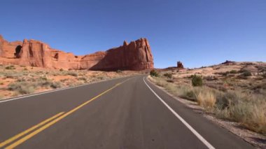 Arches Ulusal Parkı Sürücü Şablonu Utah USA 6 Taşlaşmış Kumullar