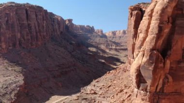 Utah Kanyonu 'nun nehrin yukarısındaki Büyük Kanyon Çekimi