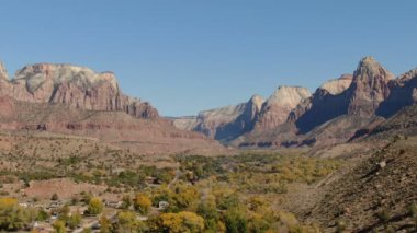 Springdale 'den Zion Ulusal Parkı Utah Hava Çekimi Ulusal Park' ın dışında çekildi