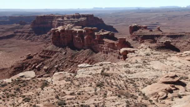 Monument Valley Aerial Shot Rock Formation Desert Canyon Utah — Stock video