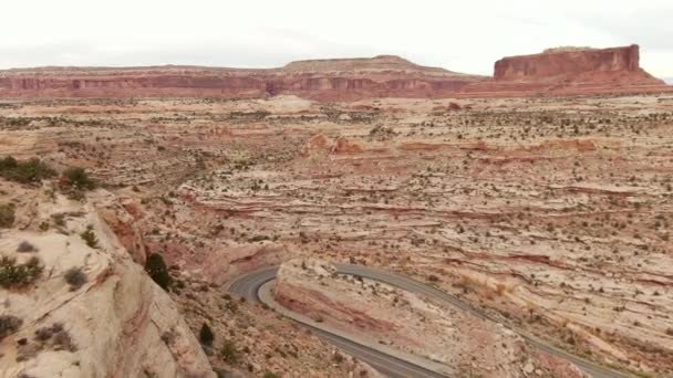 Monitor Botões Merrimac Tiro Aéreo Perto Arcos Parque Nacional Utah — Vídeo de Stock