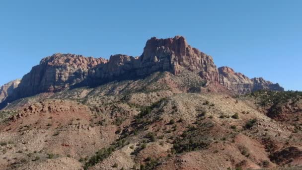 Zion National Park Cliff Mountains Utah Aerial Telepand Shot Filmad — Stockvideo