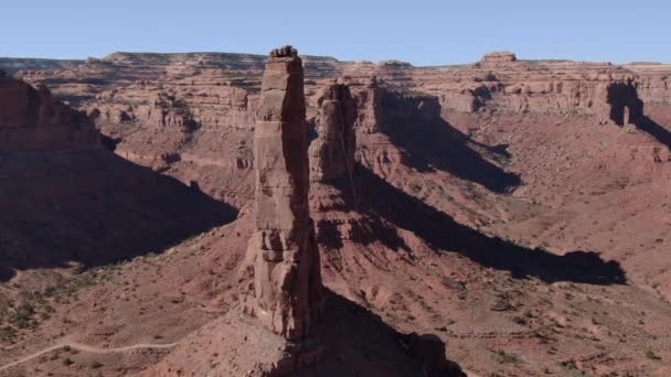 Valley Gods Towering Rock Bildning Antenn Sköt Framåt — Stockvideo