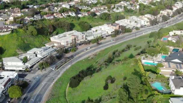 Aerial Establish Shot Los Angeles Entering Baldwin Hills California Tilt — стокове відео