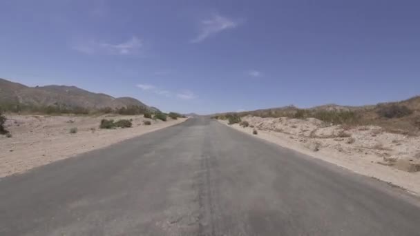 Guidare Template Desert Road Nel Mojave California Front View Dead — Video Stock