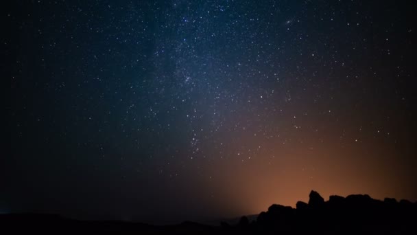 Perseid Meteor Douche Perseus Cassiopeia Andromeda Vulkanische Rotsen Sierra Nevada — Stockvideo