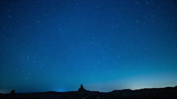 Ciel Étoilé Dessus Voie Ferrée Dans Désert Mojave Californie — Video