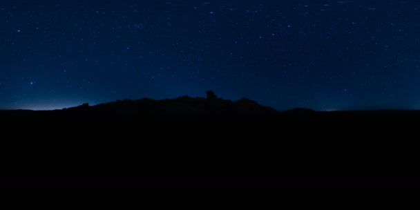 360 Vía Láctea Galaxy Time Lapse Rocky Canyon Mojave Desert — Vídeos de Stock