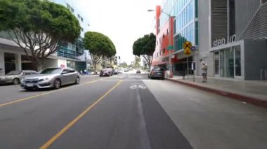 Santa Monica 5. St. St. Southbound 2 Colorado Bulvarı sürücü plakası ABD