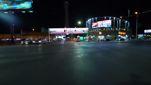 Las Vegas Strip Driving Plate Northbound Bei Nacht Der Stratosphäre — Stockvideo