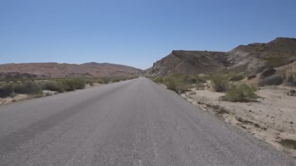 Desert Canyon Road Driving Template Vista Frontal Califórnia Eua — Vídeo de Stock