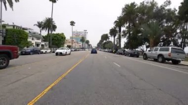 Santa Monica Ocean Ave Southbound 4, Santa Monica Bulvarı, Kaliforniya plakalı.