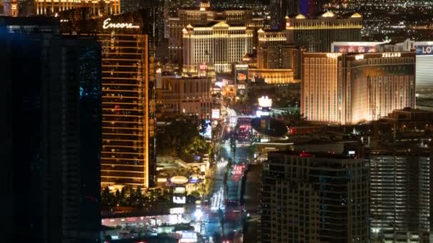 美国内华达州拉斯维加斯大道酒店和赌场的空中时差缓慢倾斜 — 图库视频影像