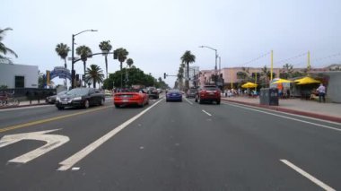 Santa Monica Ocean Ave Northbound 1 'de The Pier Colorado Ave Driving Plate California ABD