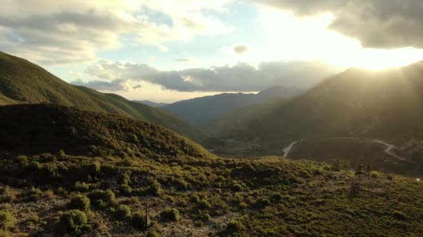 Aerial Shot Rays Sunlight Winding Mountain Road Forward California Usa — Stock Video