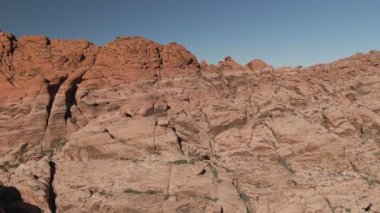 Red Rock Canyon Nevada ABD 'de Kaya oluşumunun Dolly Shot' u