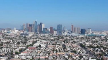 Los Angeles Şehir Merkezi 'nin Kaliforniya' daki Kore Kasabası 'ndan Skyline Hava Çekimi.