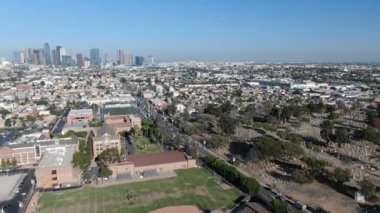 Los Angeles 'ın Kaliforniya' daki Kore Kasabası 'ndan Havadan Kuruluşu Çekimi