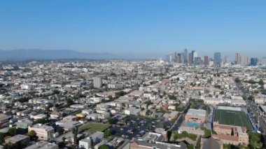 Los Angeles 'ın Kaliforniya' daki Kore kasabasından havadan çekilmiş fotoğrafı.