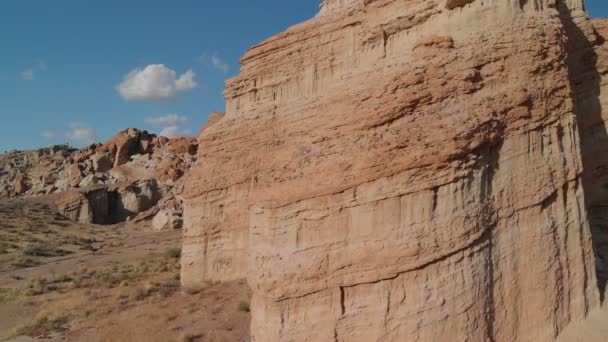 Aerial Shot Sandstone Rock Formation Desert Canyon Elevate — Stock Video