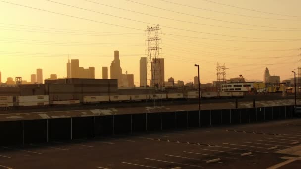 Εναέρια Καθιέρωση Shot Los Angeles Downtown Sunset Skyline Από 7Th — Αρχείο Βίντεο