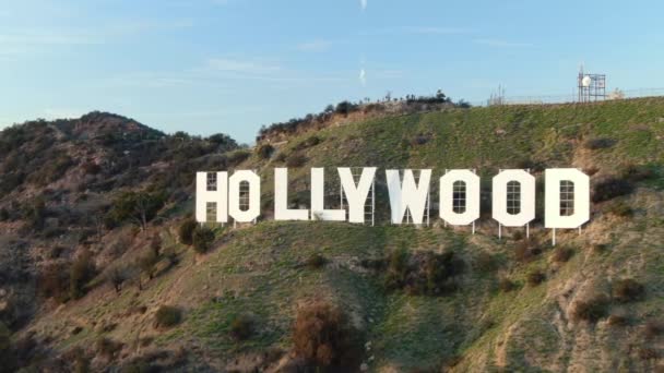 Hollywood Tecken Solnedgång Antenn Visa Närbild Bana Vänster — Stockvideo