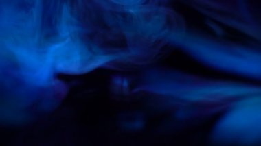 Smoke Loop Blue 'nun yakın çekim görüntüleri