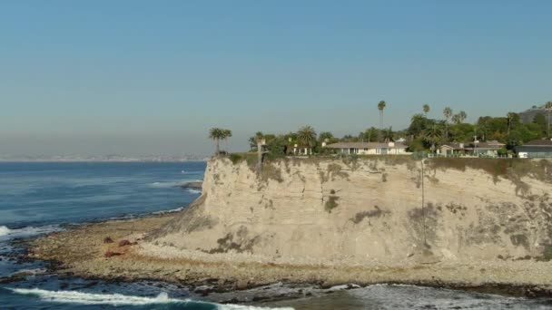 Disparo Aéreo Del Dominador Línea Costera Palos Verdes Shipwreck Orbit — Vídeos de Stock