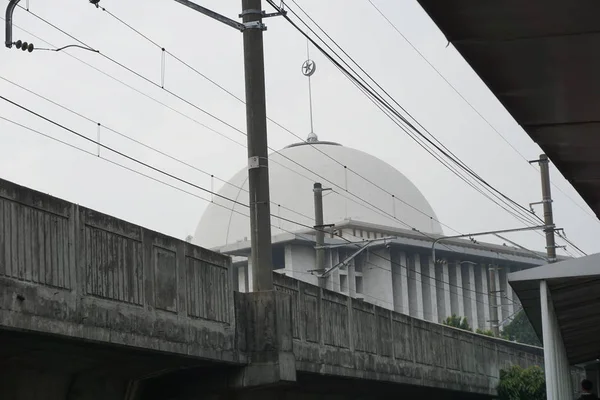 Masjid istiqlal di Jakarta indonesia — Stok Foto