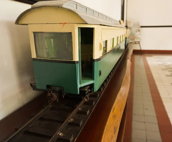 Clássico trem velho no museu foto tirada em Semarang Indonésia — Fotografia de Stock