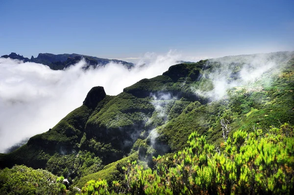 Madeira Adası Portekiz Dağları Üzerinde Güzel Bir Manzara — Stok fotoğraf