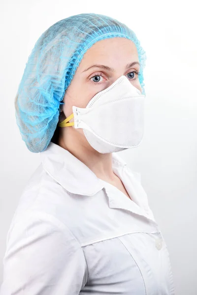 Retrato Mujer Joven Con Uniforme Médico Máscara Con Texto Infección — Foto de Stock