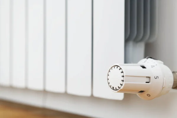 アパートの暖房用ラジエーターの熱可塑性レギュレータ — ストック写真
