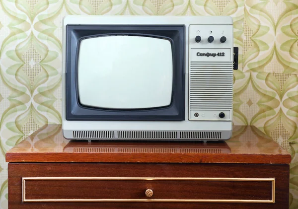 Minsk Belarus 2020 蓝宝石 23Tb 307 D黑白电视机自1991年以来一直由梁赞电视台在墙纸的背景下生产 — 图库照片
