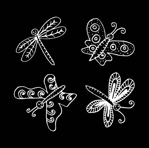 Mariposas dibujadas a mano y libélula . — Foto de Stock