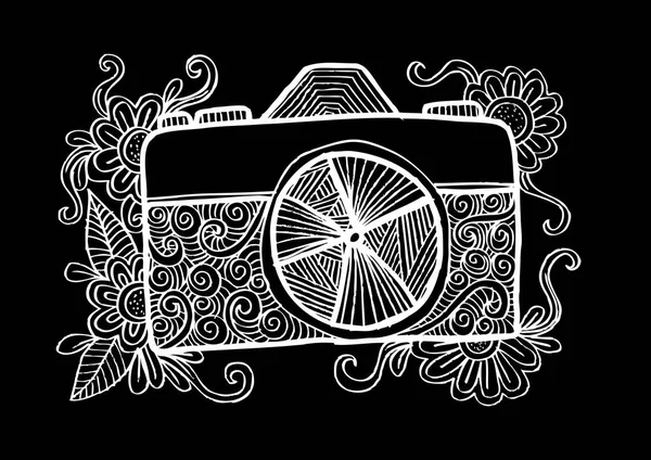 Fotoğraf makinesi ile çiçek süsleme.