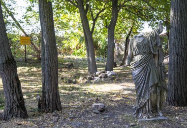 Taganrog, Rusya - 11 Ekim 2017: Kazı antik taş yapıları, evleri ve yapıları Tanais soyu tükenmiş şehir içinde Tanais, Unesco Dünya mirası siteleri Arkeoloji Müzesi